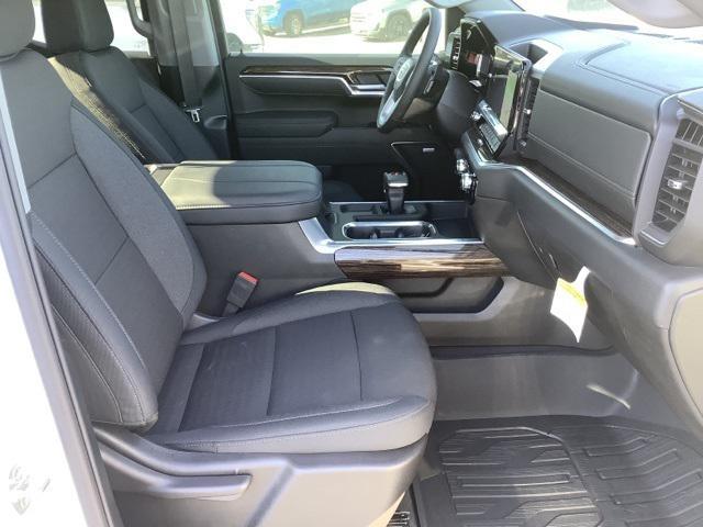 new 2025 GMC Sierra 1500 car, priced at $57,949