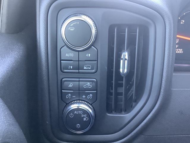 new 2025 GMC Sierra 1500 car, priced at $45,939
