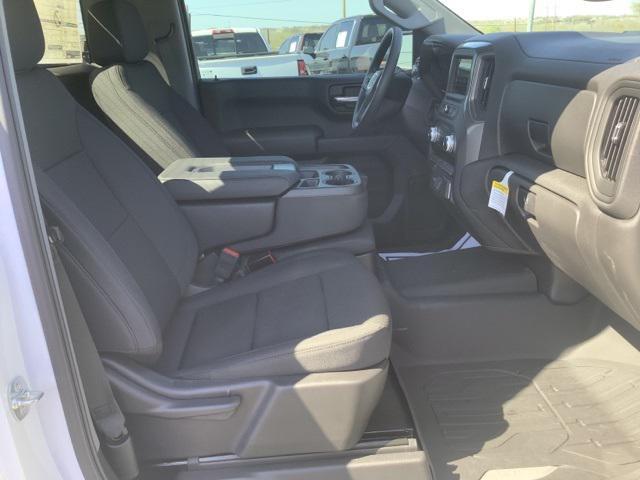 new 2025 GMC Sierra 1500 car, priced at $45,939