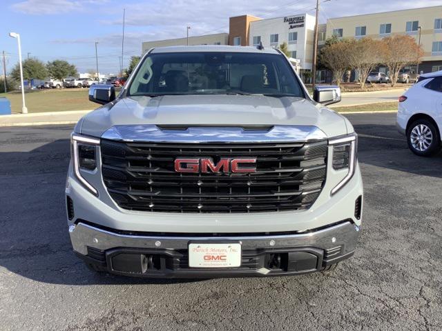 new 2025 GMC Sierra 1500 car, priced at $47,594