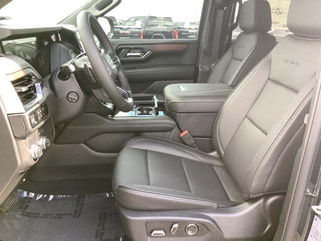 new 2025 GMC Yukon XL car, priced at $82,215