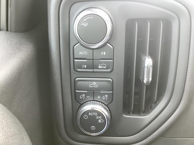 new 2025 GMC Sierra 1500 car, priced at $44,495
