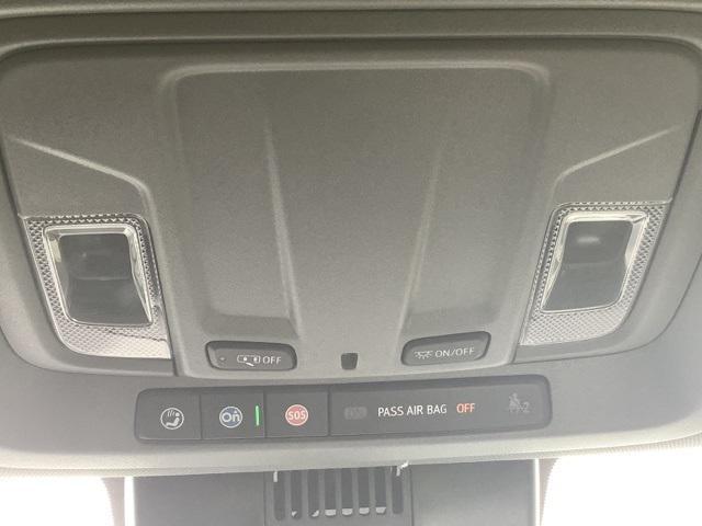 new 2025 GMC Sierra 1500 car, priced at $44,495
