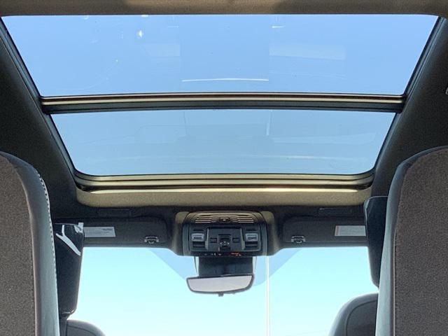 new 2025 GMC Yukon XL car, priced at $103,779