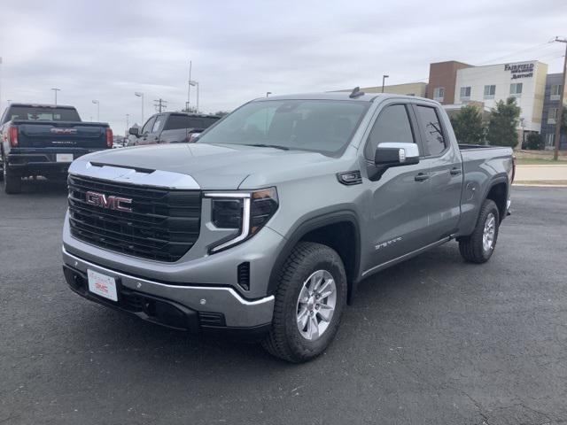 new 2025 GMC Sierra 1500 car, priced at $47,029