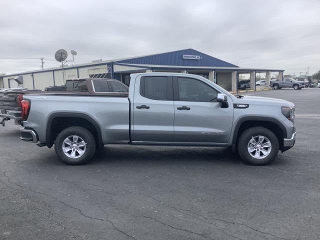 new 2025 GMC Sierra 1500 car, priced at $47,029