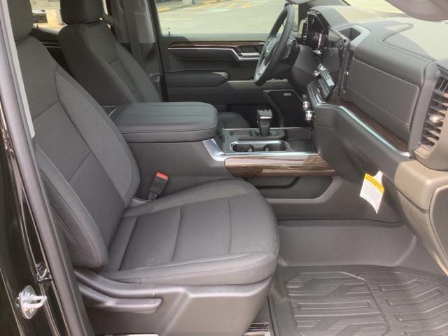 new 2025 GMC Sierra 1500 car, priced at $55,944