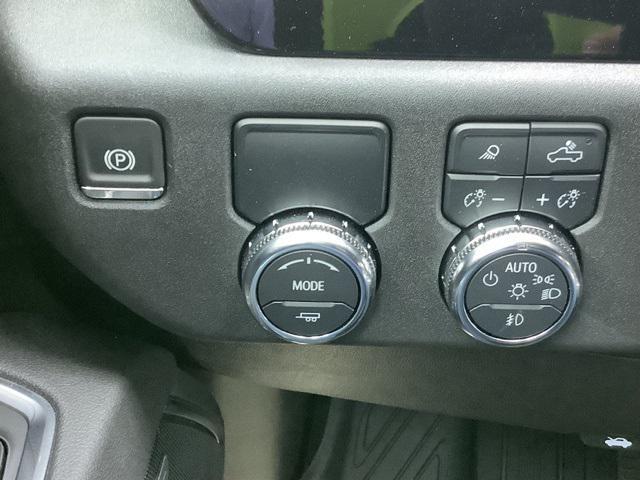 new 2025 GMC Sierra 1500 car, priced at $55,944