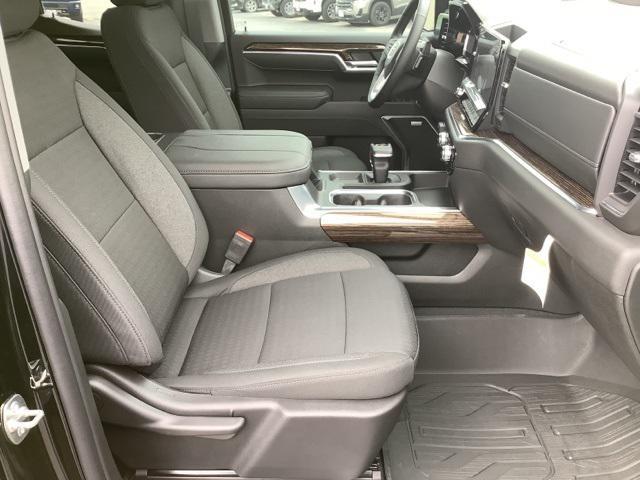 new 2025 GMC Sierra 1500 car, priced at $57,894
