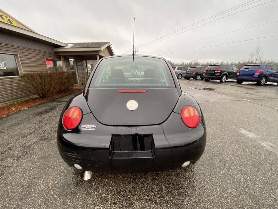 used 2005 Volkswagen New Beetle car, priced at $2,990