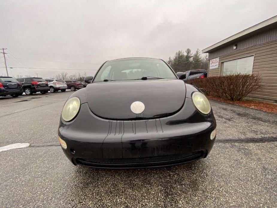 used 2005 Volkswagen New Beetle car, priced at $2,990