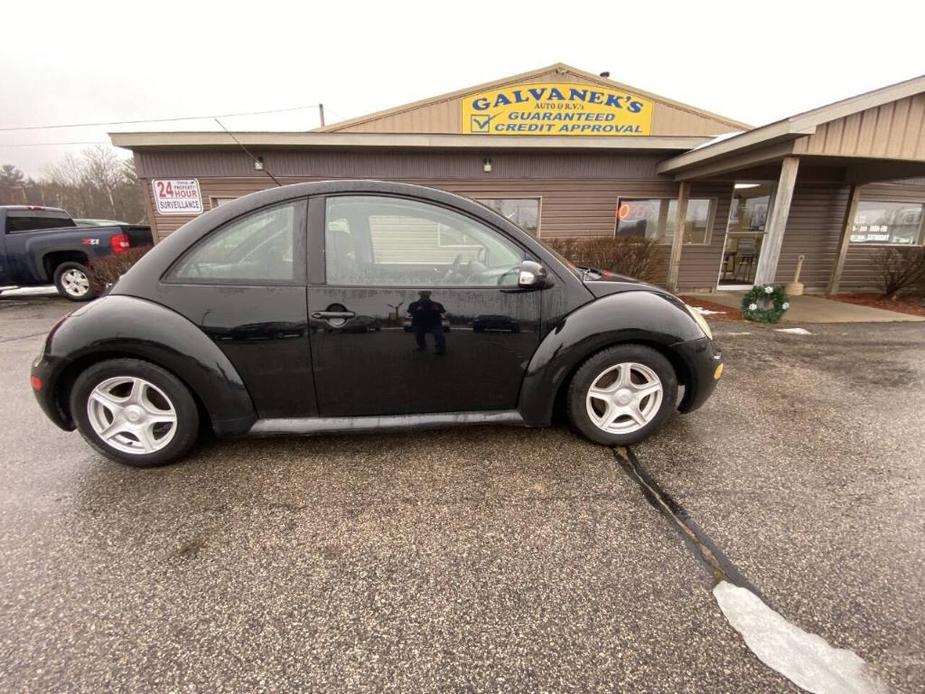 used 2005 Volkswagen New Beetle car, priced at $2,990