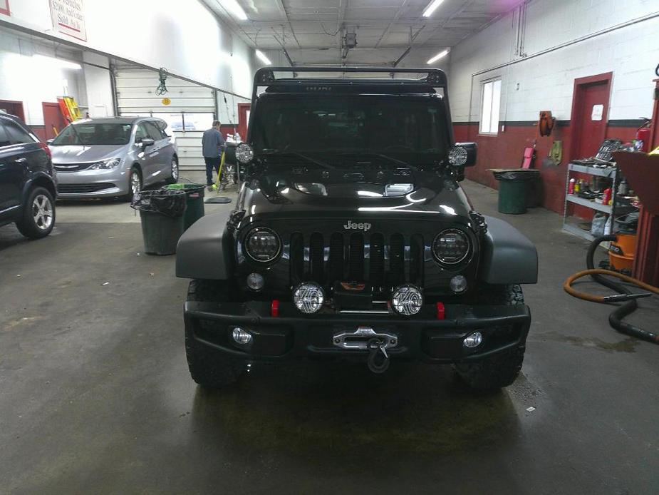 used 2015 Jeep Wrangler Unlimited car, priced at $19,900