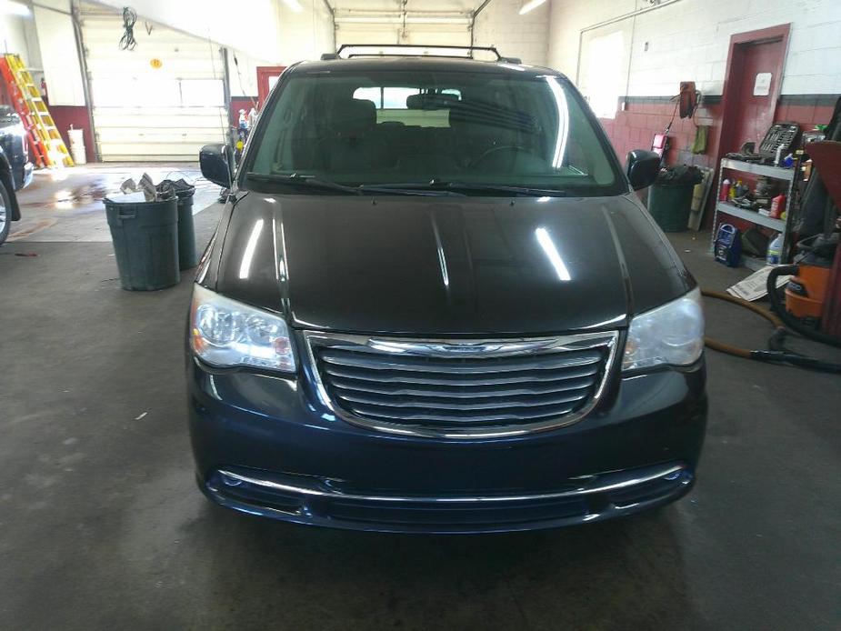 used 2014 Chrysler Town & Country car, priced at $6,590
