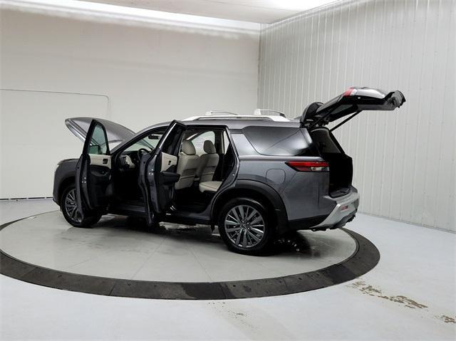 new 2025 Nissan Pathfinder car, priced at $48,100