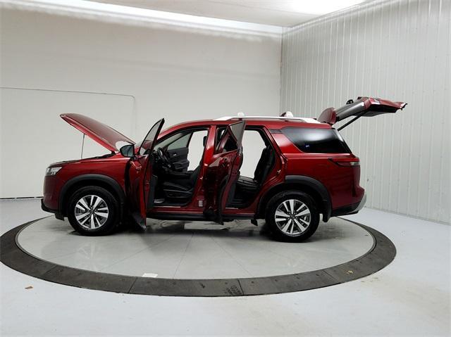 used 2023 Nissan Pathfinder car, priced at $31,952