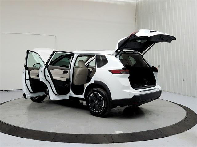 new 2025 Nissan Rogue car, priced at $33,269