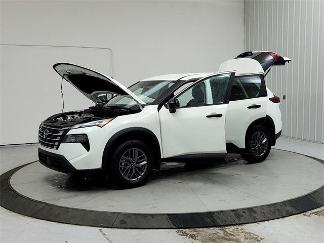 new 2025 Nissan Rogue car