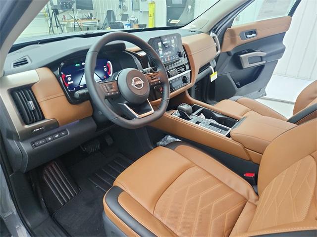 new 2025 Nissan Pathfinder car, priced at $48,721