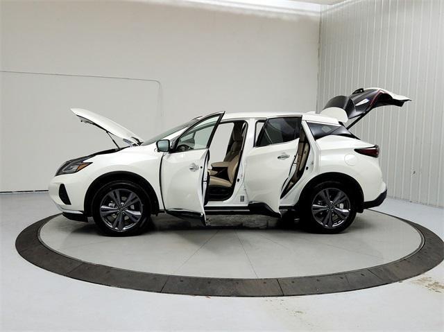 new 2024 Nissan Murano car, priced at $45,556