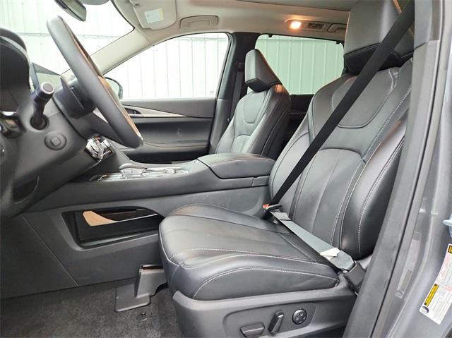 used 2024 INFINITI QX60 car, priced at $47,884