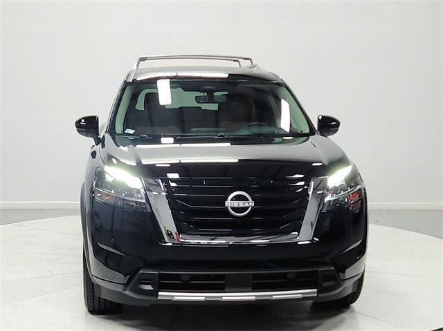 new 2024 Nissan Pathfinder car, priced at $45,649