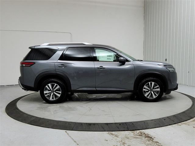 new 2025 Nissan Pathfinder car, priced at $41,153