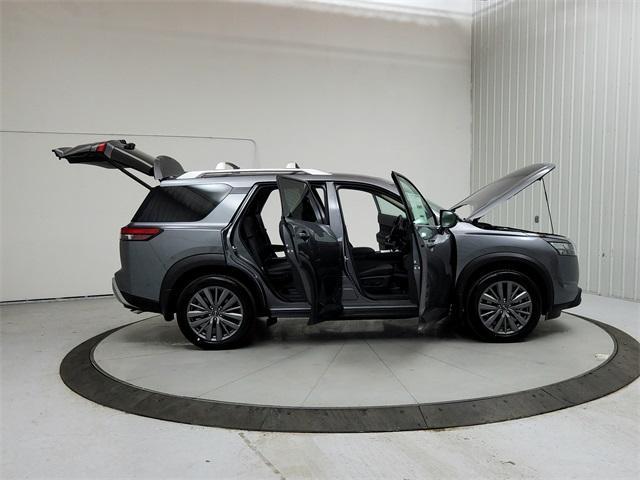 new 2025 Nissan Pathfinder car, priced at $44,501
