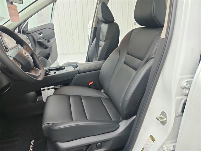 new 2025 Nissan Rogue car, priced at $32,698