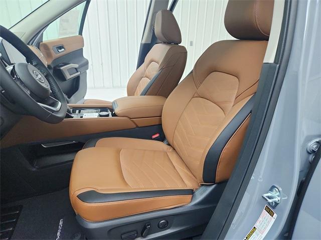 new 2025 Nissan Pathfinder car, priced at $51,056