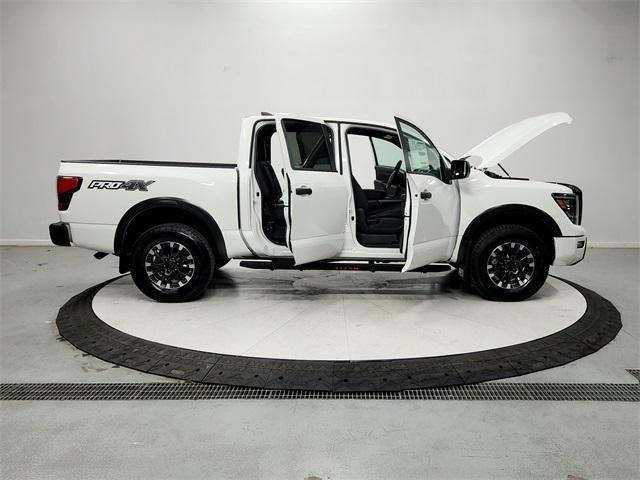 new 2024 Nissan Titan car, priced at $49,487