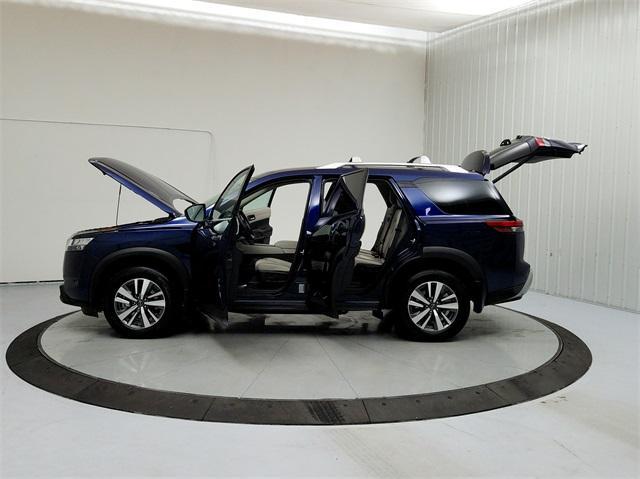 used 2024 Nissan Pathfinder car, priced at $35,983