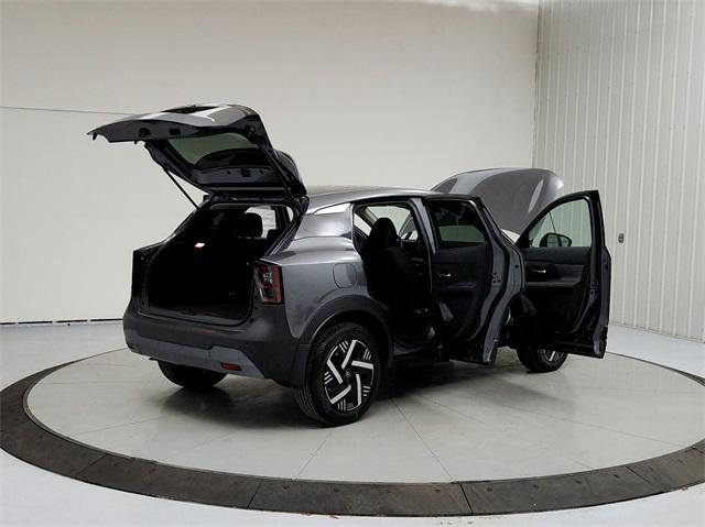 new 2025 Nissan Kicks car, priced at $24,871