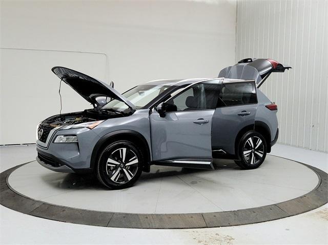 used 2021 Nissan Rogue car, priced at $24,923