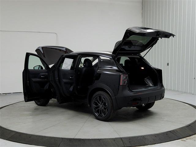 new 2025 Nissan Kicks car, priced at $29,582
