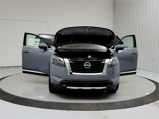 new 2025 Nissan Pathfinder car, priced at $52,009