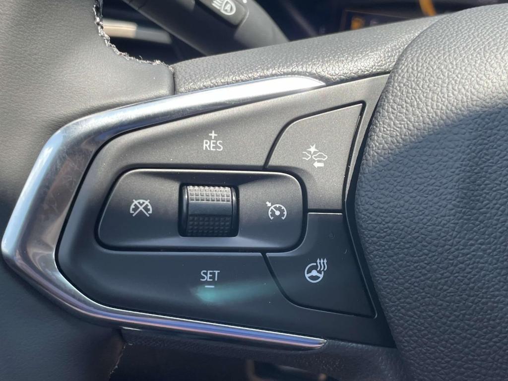new 2025 Chevrolet Trax car, priced at $27,684
