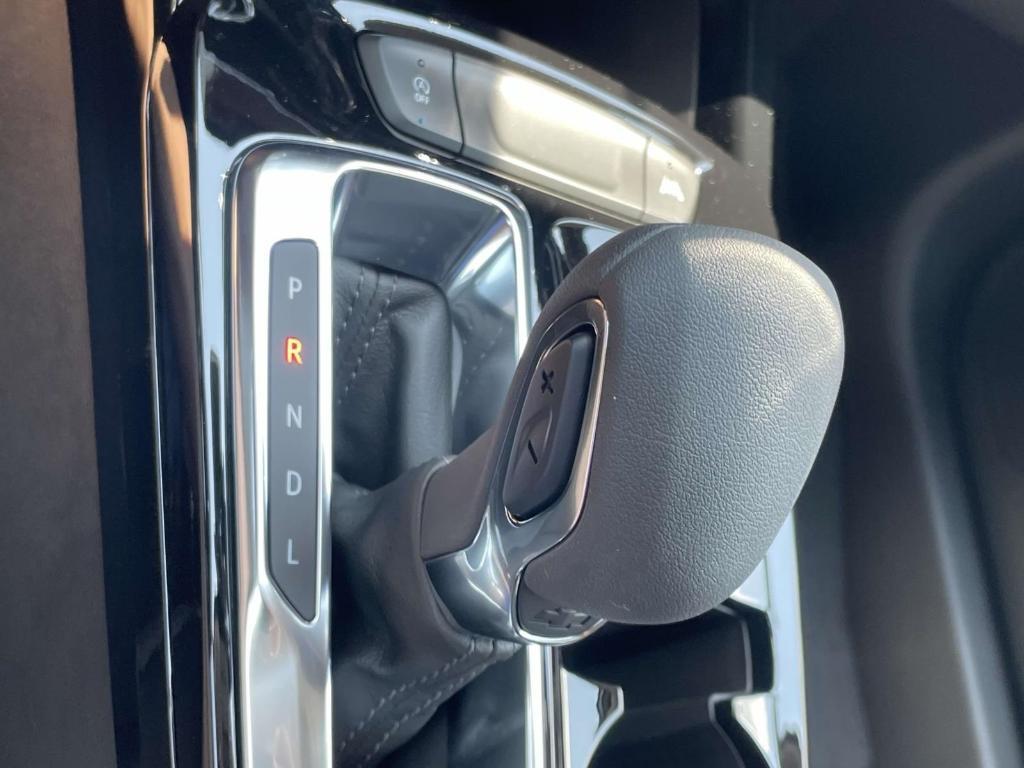 new 2025 Chevrolet Trax car, priced at $27,684