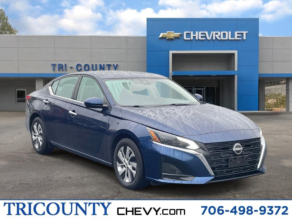 used 2023 Nissan Altima car, priced at $19,887