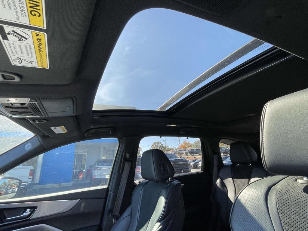 used 2025 Acura MDX car, priced at $47,762