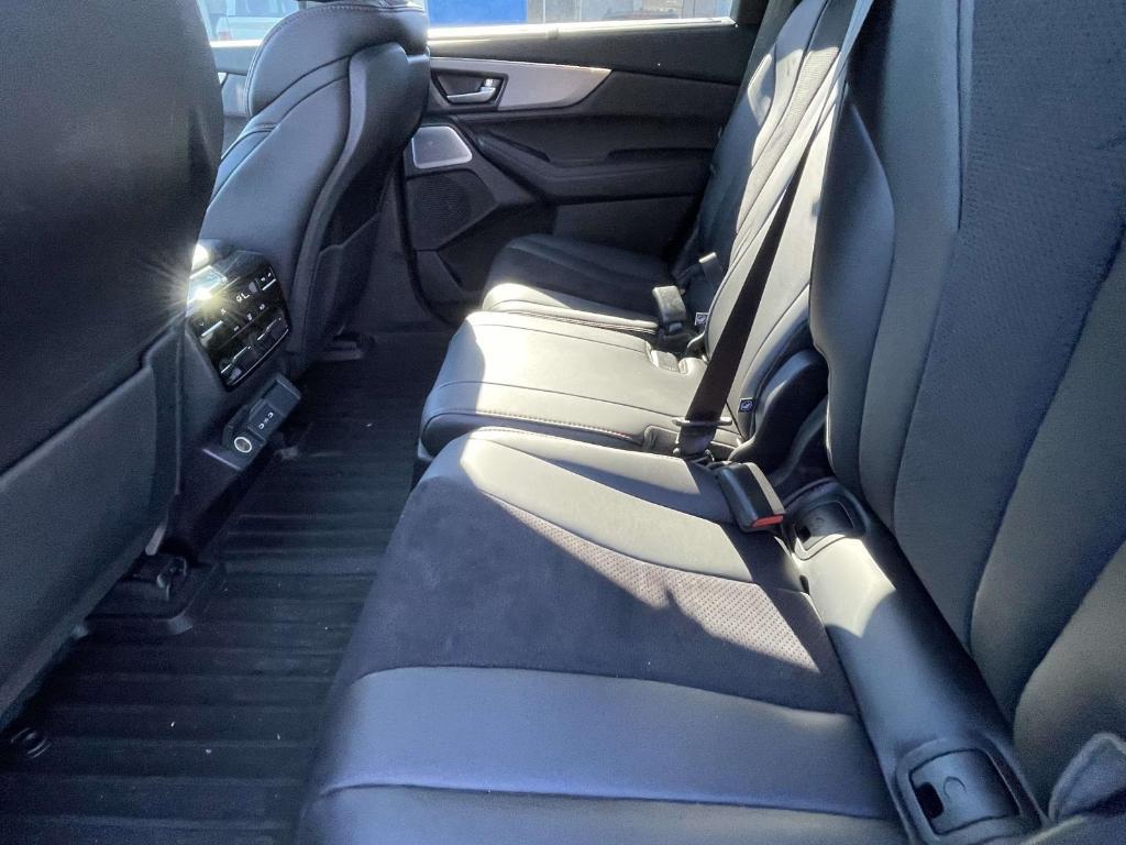 used 2025 Acura MDX car, priced at $47,762