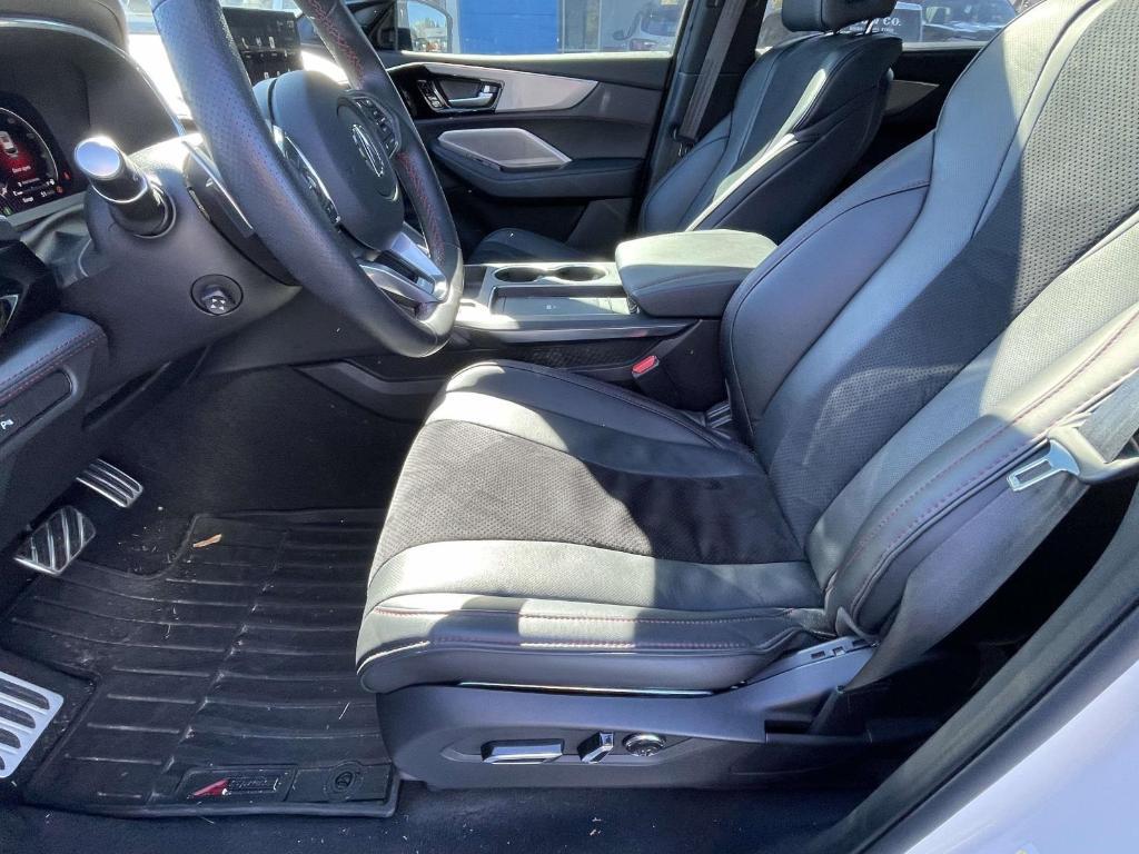 used 2025 Acura MDX car, priced at $47,762