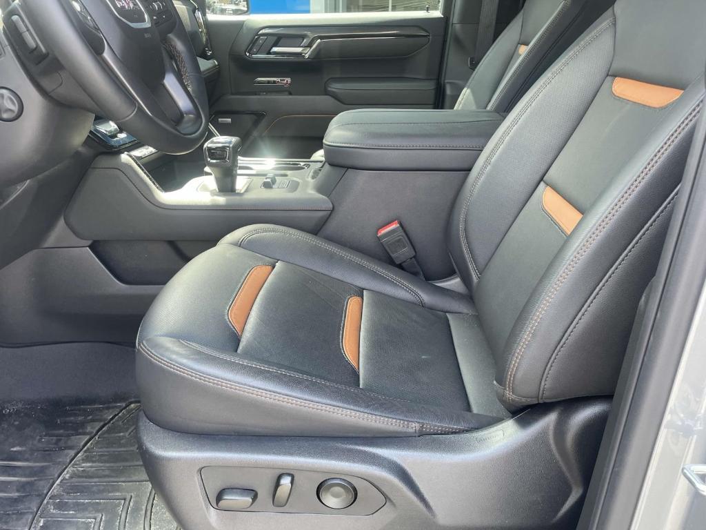 used 2025 GMC Sierra 1500 car, priced at $65,843