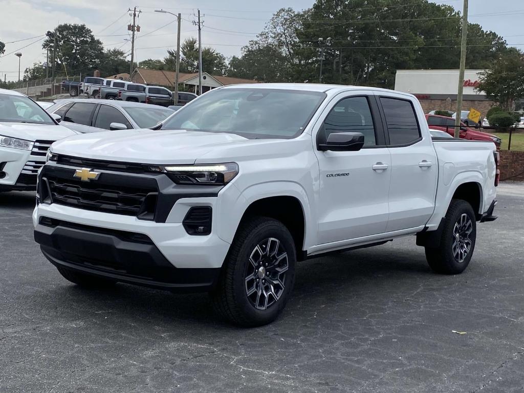 new 2024 Chevrolet Colorado car, priced at $39,675