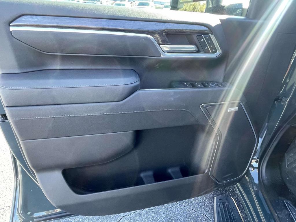 new 2026 Chevrolet Silverado 2500 car, priced at $80,159