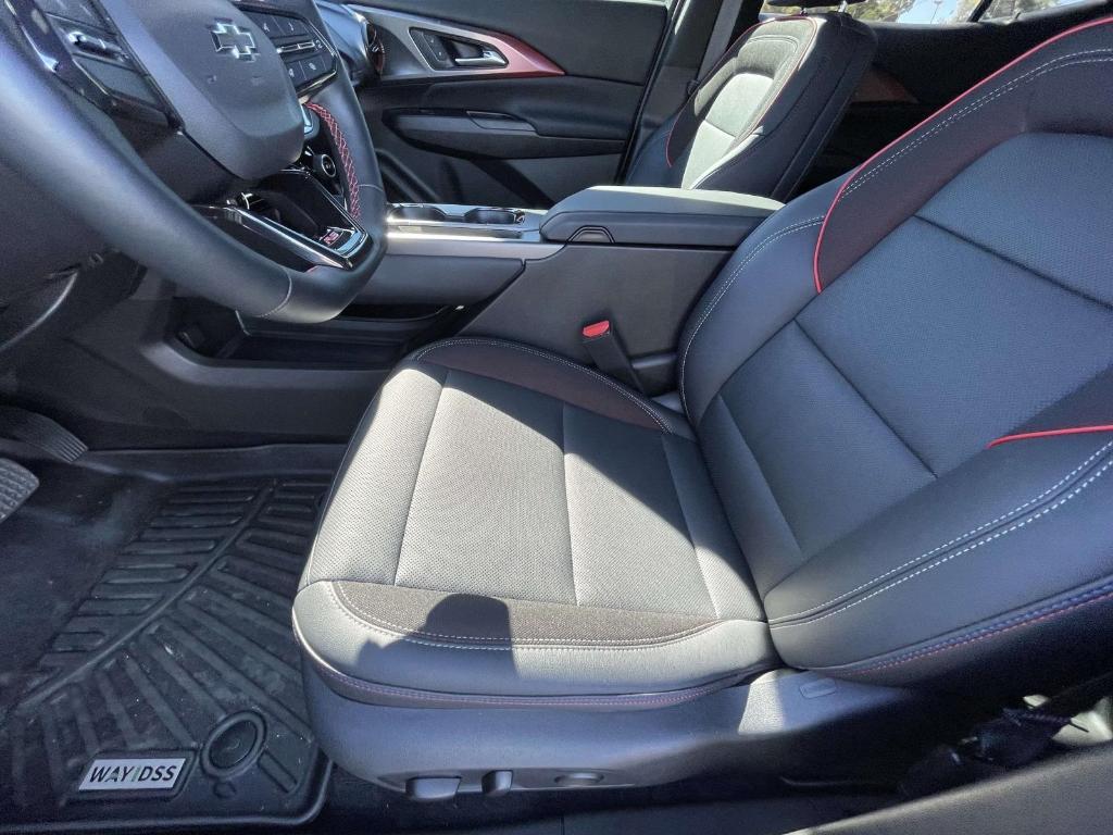 used 2024 Chevrolet Equinox EV car, priced at $26,566