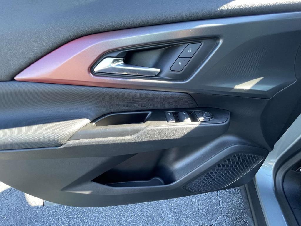 used 2024 Chevrolet Equinox EV car, priced at $26,566