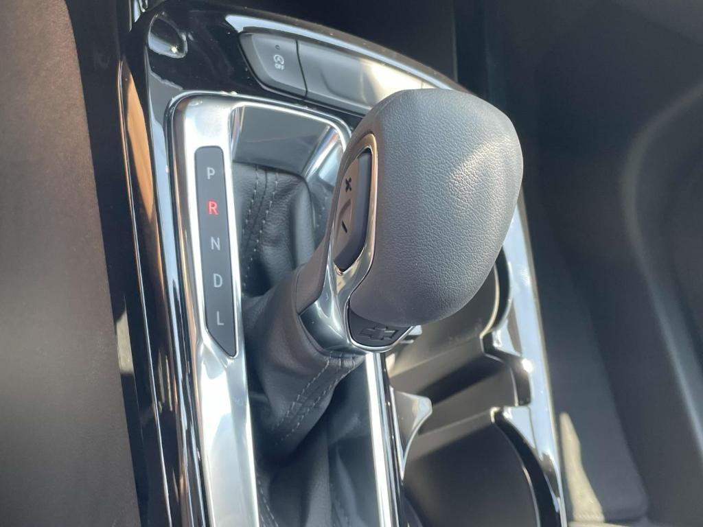 new 2025 Chevrolet Trax car, priced at $27,289