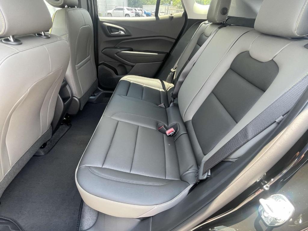 new 2025 Chevrolet Trax car, priced at $27,289