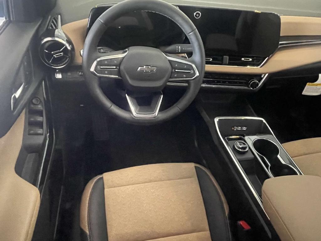 new 2026 Chevrolet Equinox car, priced at $33,435